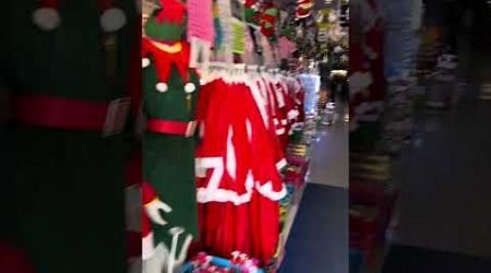 How shops look like in pattaya on Christmas. #thailand #pattaya #christmas #shop #ytshorts #yt #2025