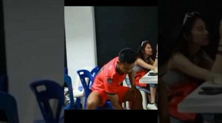 Pratama Arhan Ditemani Azizah Saat Latihan Perdana Bersama Bangkok United