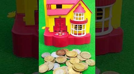 Popular piggy bank house 