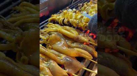 Squid mountain! Must try famous grilled squid in Chinatown Bangkok #shorts