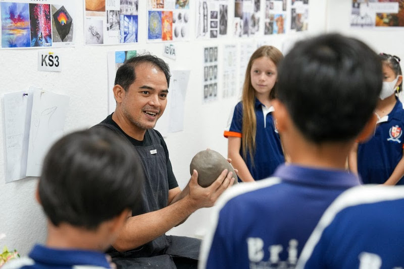 BISP Students Explore Ceramics with Jirawong Wongtrangan