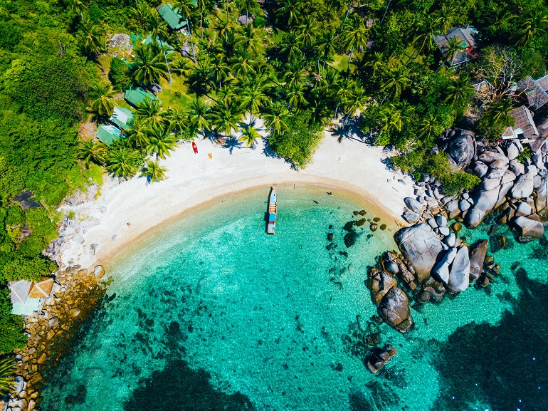 Last-minute non-stop flights from UK to Phuket, Thailand from £465