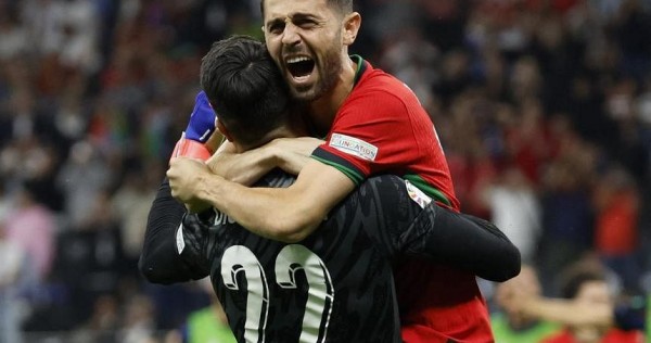 Portugal reach Euro quarter-finals after shootout win over Slovenia