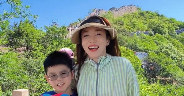 'We only managed 5m': Fann Wong and son Zed attempt walking on Great Wall of China