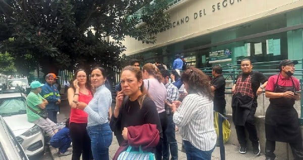 Earthquake alarm goes off by accident in Mexico City