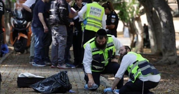 Palestinian kills 2 people in stabbing attack in Israel