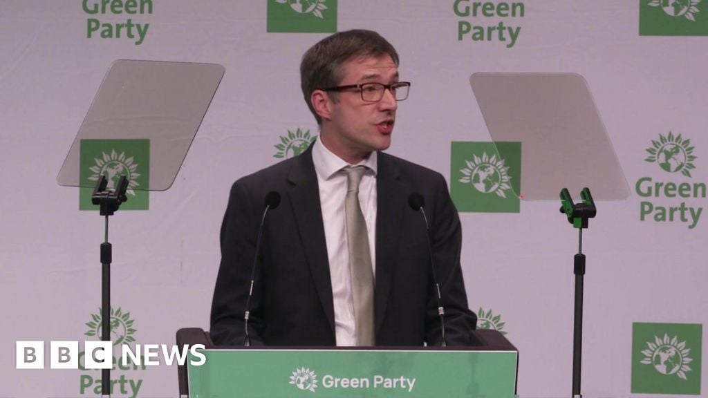 Labour getting it wrong, says Green Party co-leader