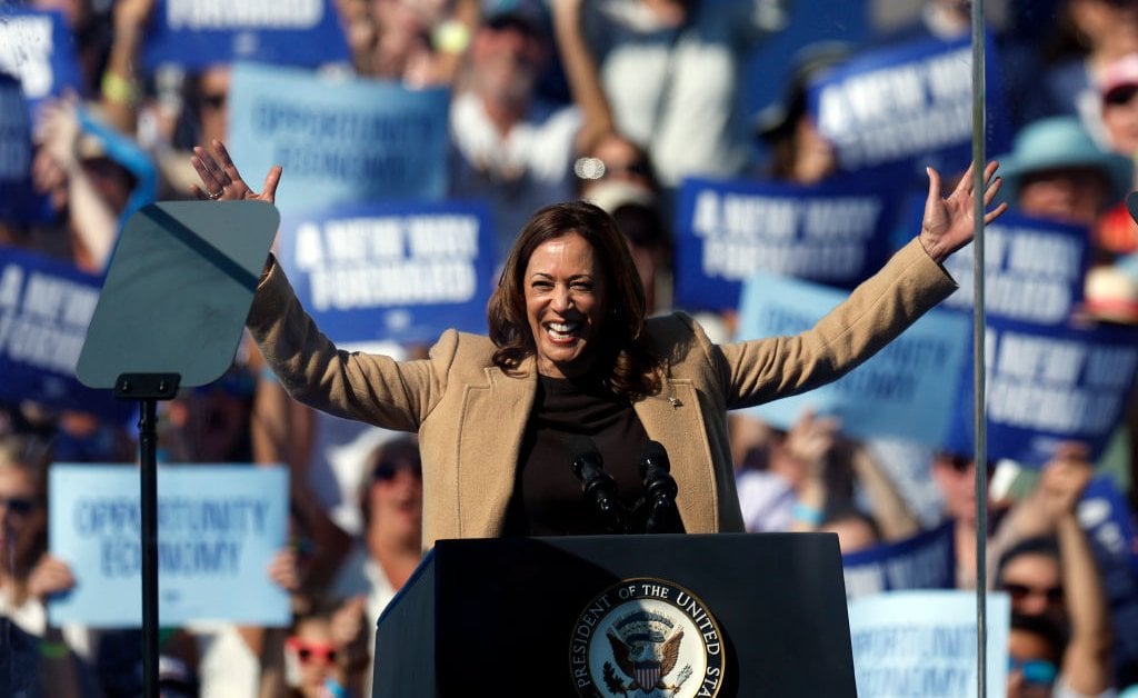 Don’t Underestimate Kamala Harris’ Good Vibes Only Campaign