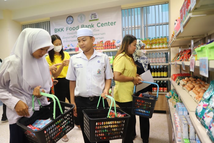 Bangkok opens 50th food bank centre