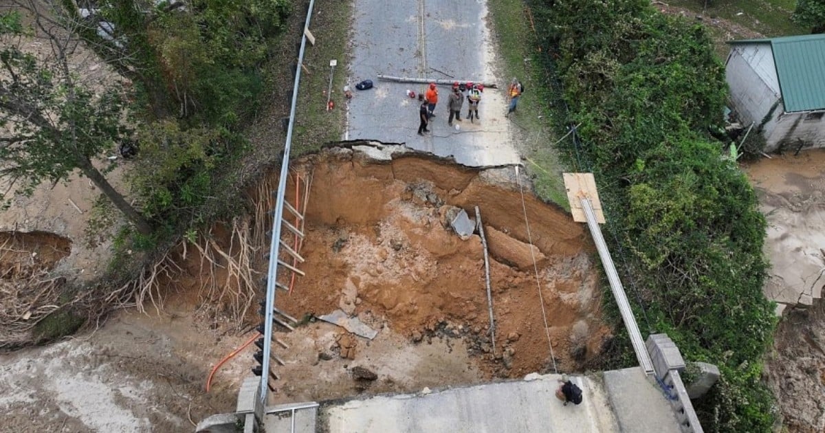 Helene deaths exceed 100, supplies rushed to storm-ravaged North Carolina