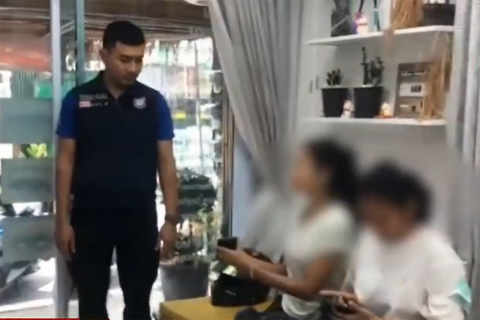 Myanmar beauticians held for working illegally on Samui