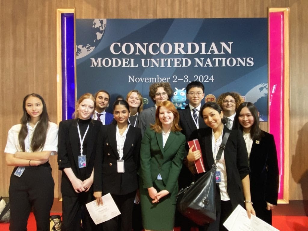 MUN Team Triumphs with 5 Awards at CISMUN in Bangkok