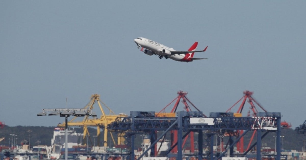 Australian airports hit by outage at immigration counters