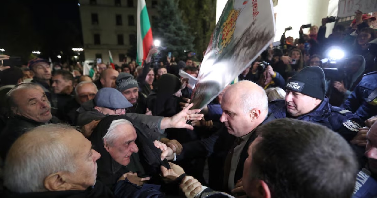 John Malkovich theatre premiere sparks nationalist protests in Bulgaria