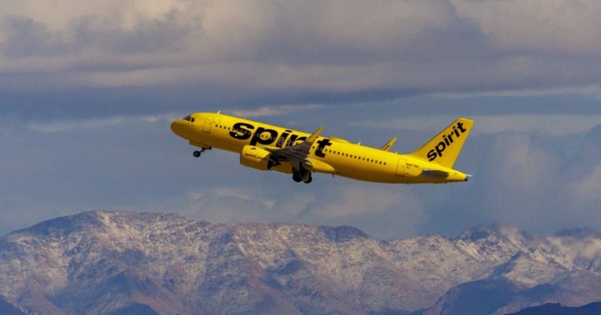 Spirit Airlines flight hit by gunfire while approaching Haiti's Port-au-Prince