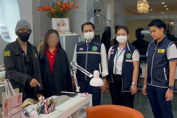 Illegal Chinese-owned salon in Bangkok shut down