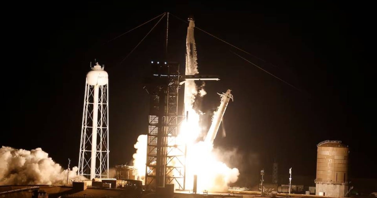 Power failed at SpaceX mission control before September spacewalk by Nasa nominee