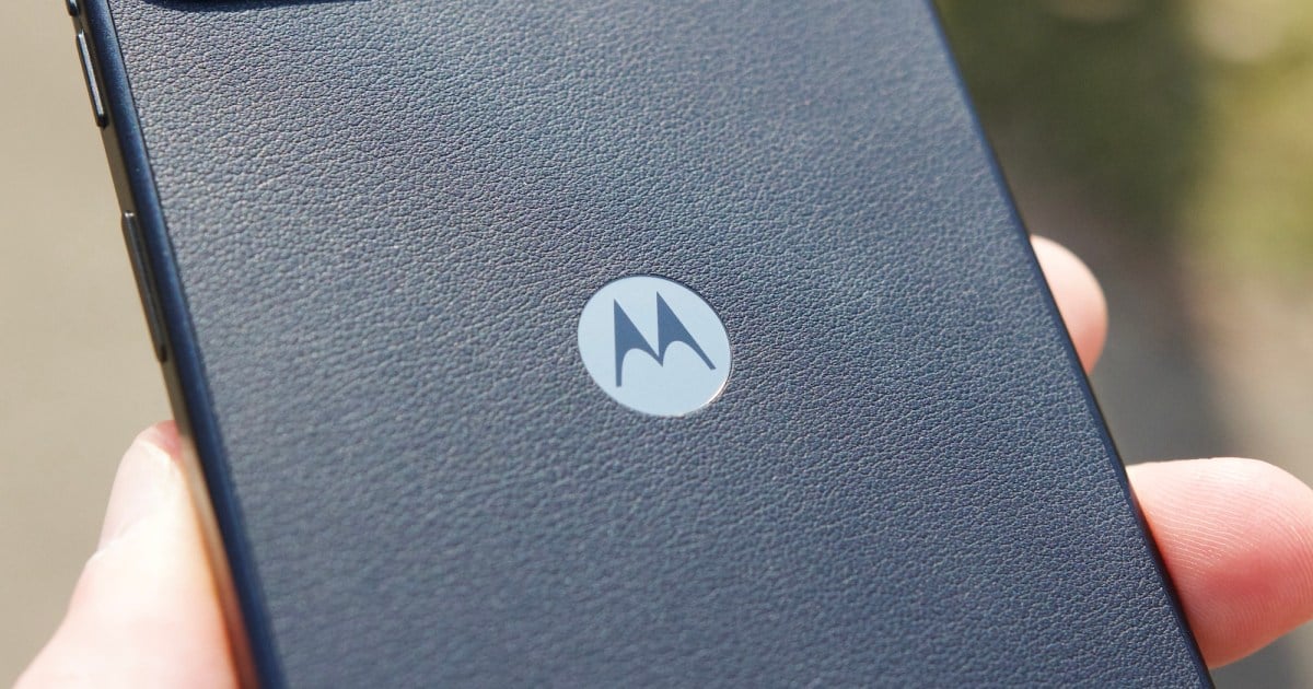 Motorola phones have 3 serious problems that need to go away in 2025