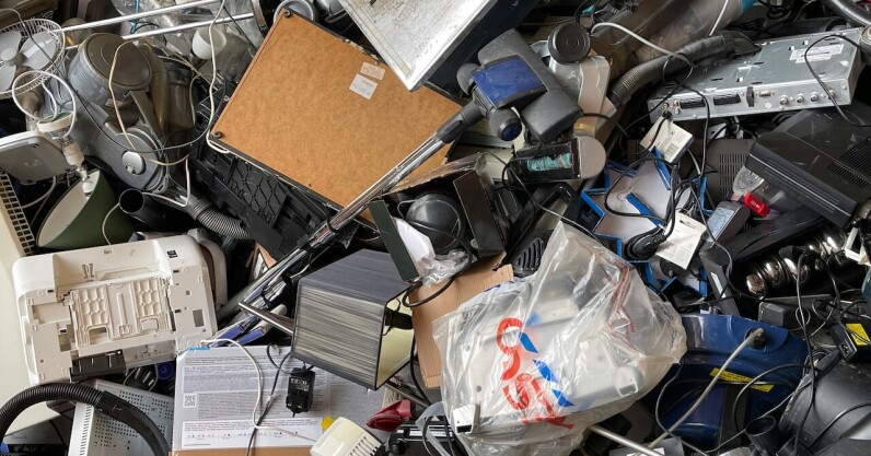 A rising tide of e-waste threatens our health, the environment and the economy