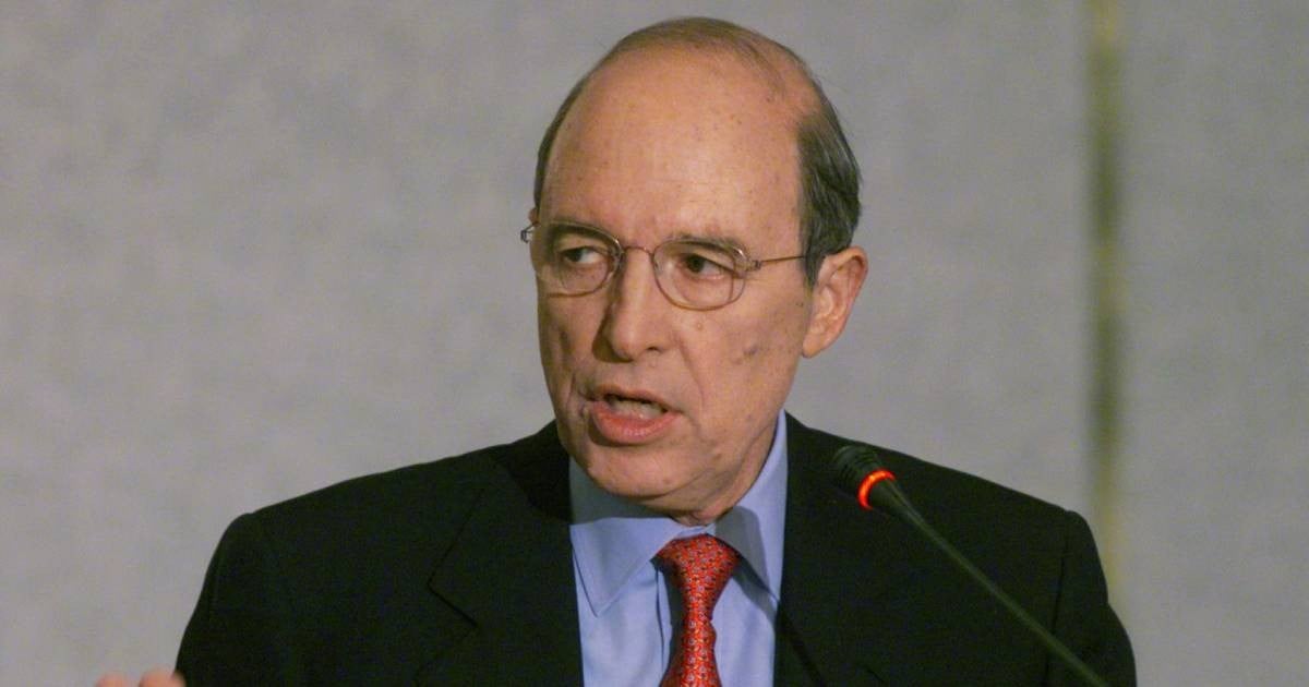 Former Greek prime minister Simitis dies aged 88